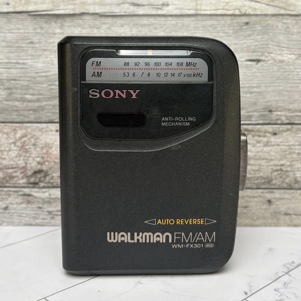 Sony Walkman WM-FX301 Portable AM/FM Radio w/ Belt Clip For Parts Radio Works